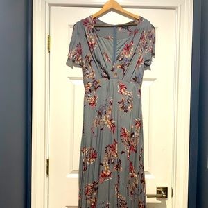 Lulu’s Maxi Dress size medium